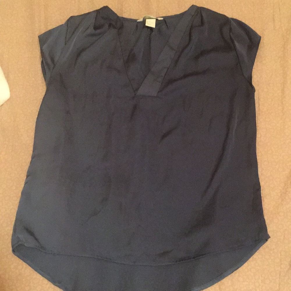 Very cute and versatile pretty blue blouse